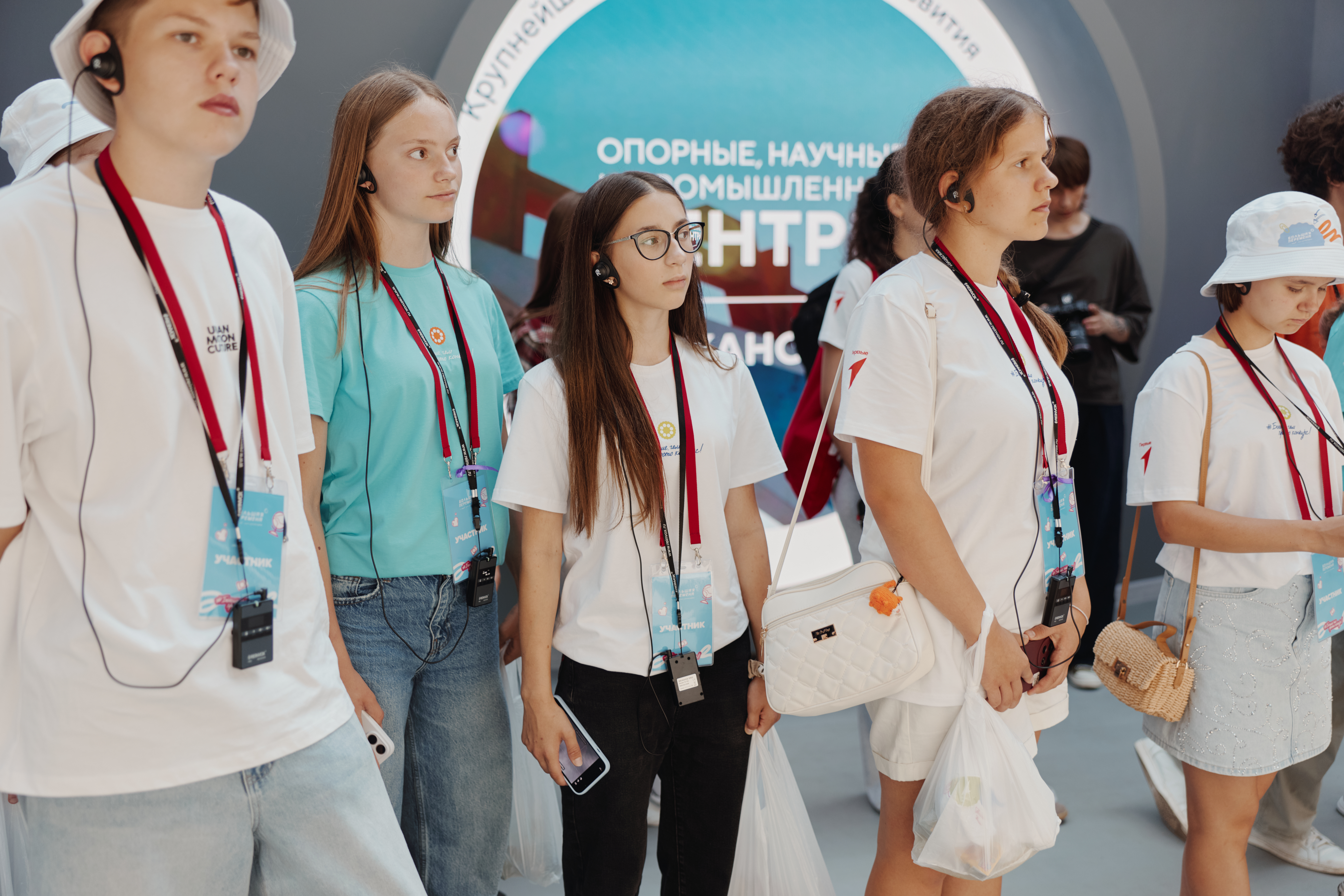 300 школьников получат «Путешествие мечты» на поезде через всю Россию: в Красноярске начался финал «Большой перемены»